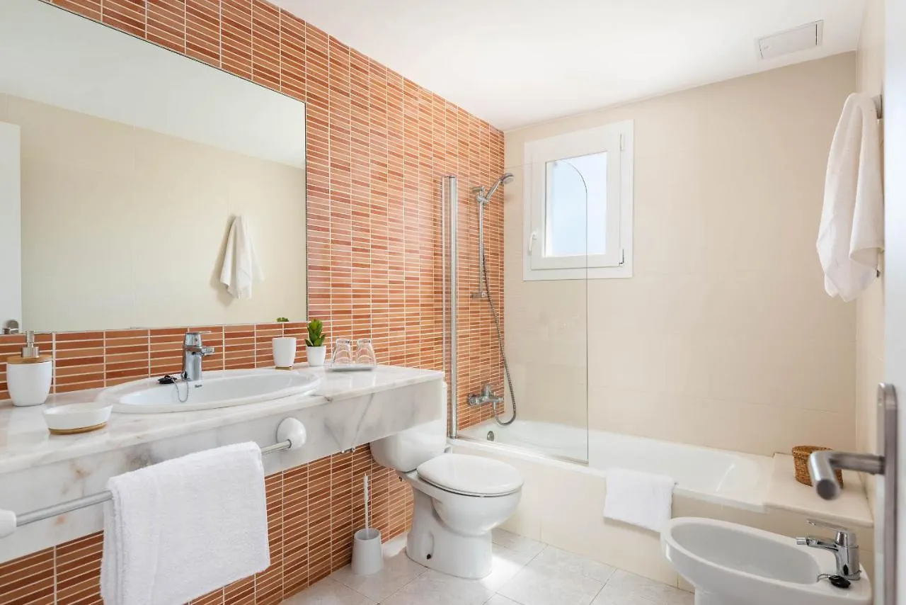 Apartment Rimar 6, 2 Bedroom Apartment, Cap D'Artrutx Cala'N Bosch